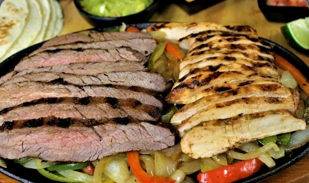 Beef & Chicken Fajita